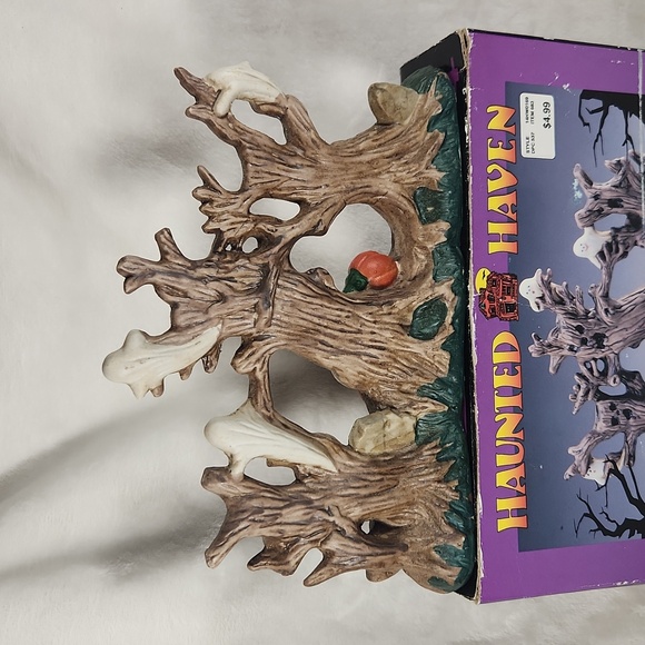 Vintage Halloween Ceramic Trio Haunted House, Haunted Castle, Halloween Tree - Picture 5 of 7